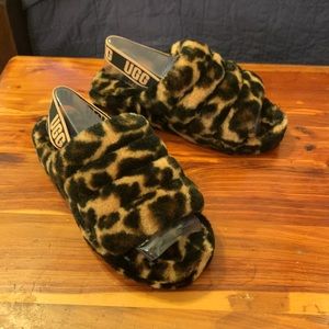 UGG Fluff Yeah Slide in Panther Print - Women’s 7